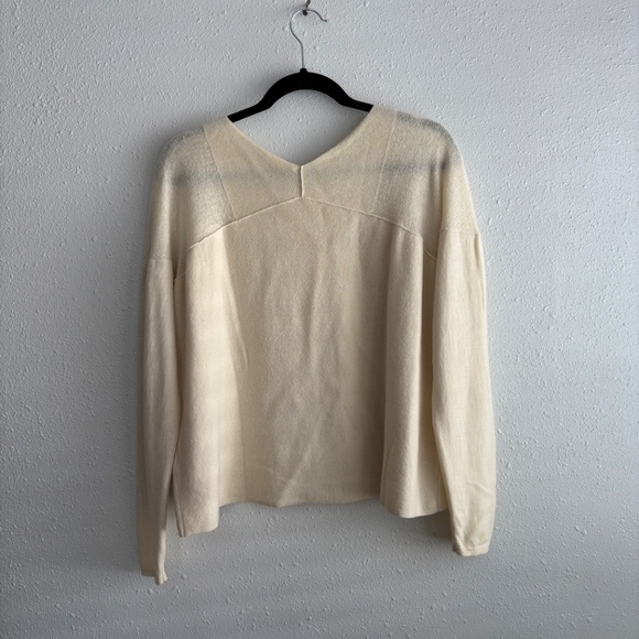 HELMUT LANG Women's 100% Wool Pullover Sweater Beige Knit - Size M - Picture 4 of 6